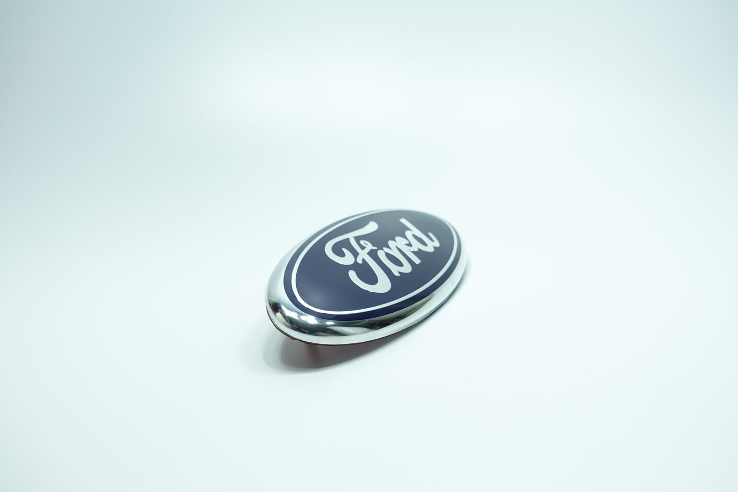 Emblema Dianteiro Ford Edge Grade Frontal Relevo 2008 A 2014